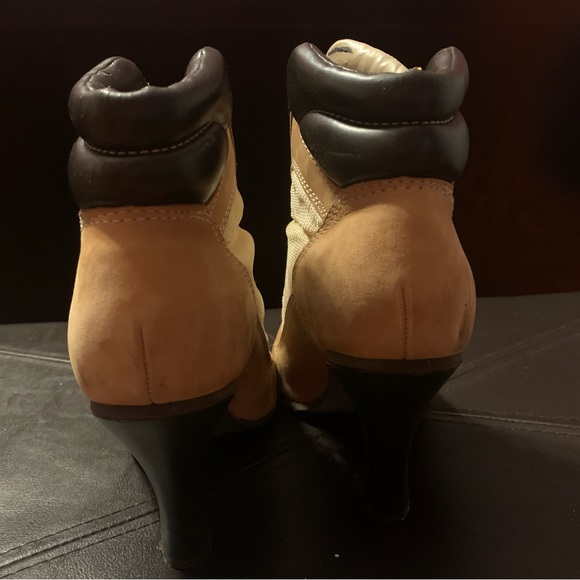 Retro Steve Madden heeled bootie - Picture 7 of 7